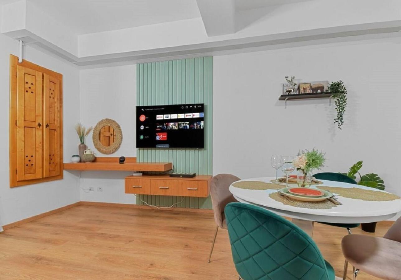 The Flower Clabucet Studio Predeal Luaran gambar
